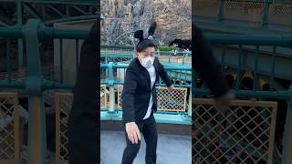 男だけの初ディズニーで撮った動画がこれしかなくてだるい#ディズニーシー #tiktok #おすすめにのりたい