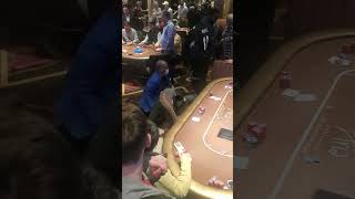 Las Vegas Poker fight 👊