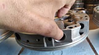 Chevy 700R4 and 4L60E Pump differences, also 298mm & 300mm
