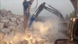 HYDRAULIC BREAKER - HAMMER HS3200 IN ACTION תעשיות עלי פטישי חציבה