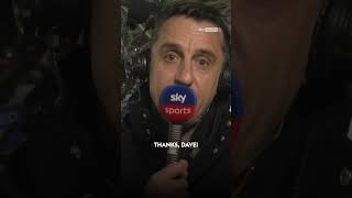 Gary Neville's hilarious reaction after getting cut off by Dave Jones 😂