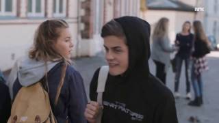 S1E04 Chris Saying Hello to Eva | SKAM