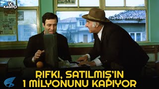 Üç Kağıtçı Türk Filmi | Rıfkı, Satılmış Ağanın 1 Milyonunu Kapıyor!