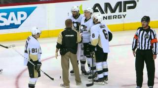 Gotta See It: Orpik leaves Maatta woozy with elbow to the face