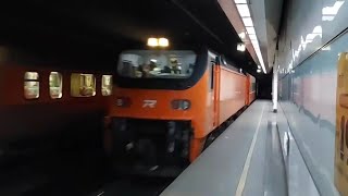 8771B次成功發車經由山線開往七堵的E500型鳴日色金光牌E502電力機車頭+十三節新式自動門莒光號試運轉列車，181次花蓮發車經由山線開往屏東的PP自強號