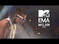 twenty one pilots - Tear In My Heart (Live MTV Europe Music Awards 2015) 1080p HD
