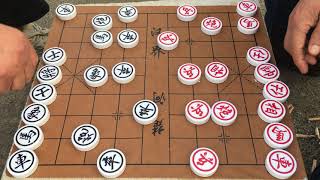 黑棋真是输的太憋屈了，就没见过这么惨的，关键还丢着死車