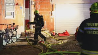 Sieben Verletzte bei Kellerbrand in einem Wohnhaus in Marchtrenk