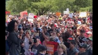 Texas School Massacres, Covid, Guns \u0026 Public Education Under Attack With TSTA Pres. Ovidia Molina