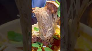 This beef stew vendor hit the Michelin list in Saigon 🤤 #shorts #foodreview #nhandian