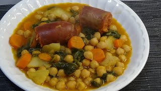 Chickpea stew with chard and chorizo ​​| Quick recipe