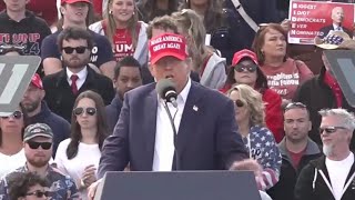 Former President Trump addresses crowd in Ohio