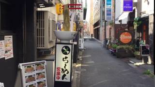 横浜・関内「麺や勝治」の看板