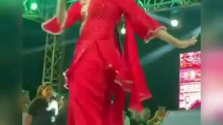#Sapna New dance #2Paat #song #delhi #desiqueen
