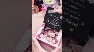 #asmr #meiji #chocolate #strawberry #chocolate #kawaii #vlogger #zflip3 #samsung #unboxing