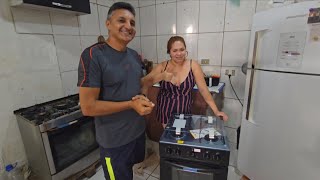 DONA JEANE  FICOU MUITO  FELIZ COM NOSSA VISITA   E COM A SURPRESA QUE ELA GANHOU ,VEJA A REAÇÃO !!