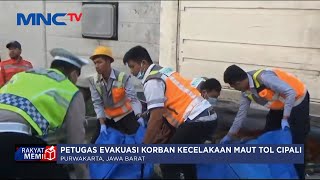 Petugas Evakuasi Korban Kecelakaan Maut di Tol Cipali - LIP 16/12