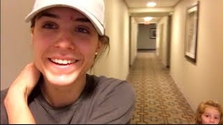 **LAST MINUTE HOTEL STAY** (vlog #411)