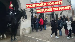 Royal Guard's Reaction to a Tourist Who Wouldn't Move - Must See!