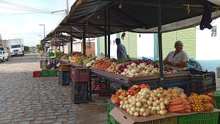 Na feira livre da Cohab Velha, Limoeiro-PE.(16 de fevereiro de 2025).