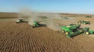 2015 Soybean Harvest in Central IL w/ John Deere S670 Combines