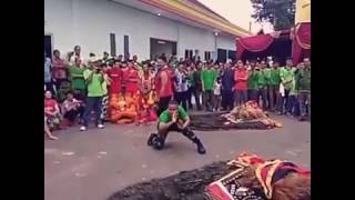 Lihat aksi TNI asal Ponorogo ini dalam menampilkan Reog Ponorogo