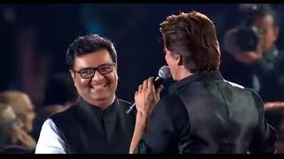 Shahrukh Khan funny with Reliance JIO family best moments of SRK at JIO event   YouTube