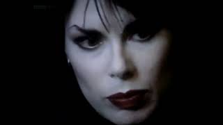 The Sisters of Mercy - Lucretia My Reflection (live)