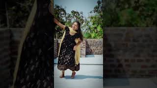 Tainu leke mai javanga😍#salaam-E-Ishq#shortsyoutube#dance#bollywood