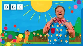 Mr Tumble Songs | There’s a Worm at the Bottom of the Garden 🐛 | Mr Tumble and Friends