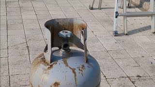 가스통 폭파시험 절대 따라하지마세요  안전제일  LPG gas cylinder blast test