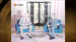 當年今日之1990年11月26日李光耀辭去總理職務,改任內閣資政,成為太上王