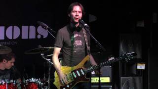 Paul Gilbert Using Rhythm to Write :Guitar Center Sessions