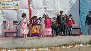 Dance performance on Radio song by kids on Republic Day 2020