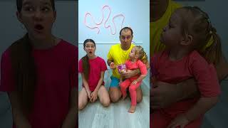 Sister pranks baby! OMG 😁👇