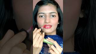 Testing Viral Dhaga Lipstick Hack 💄😱 🤣 #shorts #youtubeshorts #trendinghacks #viralshorts