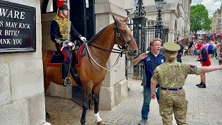 Royal Guard’s Swift Response to Disrespectful Tourist Shocked Everyone!