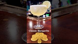 Classic Margarita #cincodemayo #margarita #tequila #mexican #drink #bar #bartender #recipes #shorts