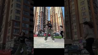 Что она делает?… @SEKIRAax #dance #fakebody #rek #тренды #рекомендации #dancer #tiktok #тикток