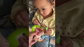 爸爸藏私房钱都藏到玩具里了，真拼啊！ #funny #comedy #搞笑 #baby