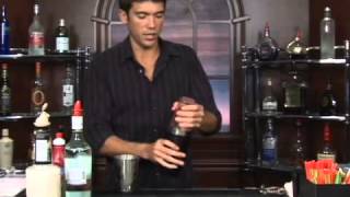 How to Make the Strawberry Surprise Mixed Drink