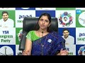 ysrcp syamala strong counter to pawan kalyan over janasena incharge kiran royal issue @sakshitvlive