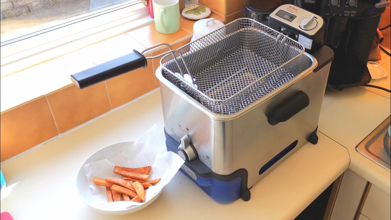 Cooking Chips For The First Time In Our New Deep Fat Fryer - YouTube