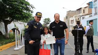 Ceremonia de Izamiento del Pabellón Nacional a cargo de comisaría de Villa