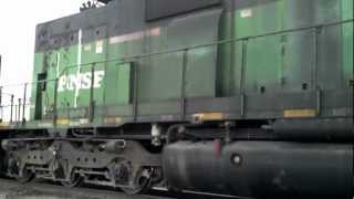 Tour of Galesburg Hump Yard BNSF #300  SD40-2B unit