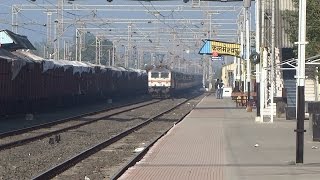 Legend in a Hurry Front Panto Ajni WAP7 Smashes Kalmeshwar with Chhattisgarh Express