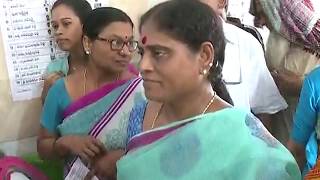 YSRCP Honorable President YS Vijayamma casted vote in Pulivendula - 11th April 2019