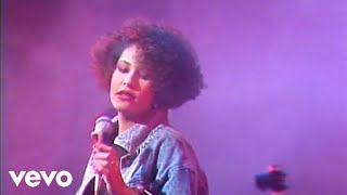 Selena - La Bamba (Miller Outher Theatre Live 1987) (Official Music Video)