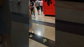 港鐵M train 假2C關門