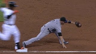 COL@MIA: Rockies challenge call in 3rd, call stands